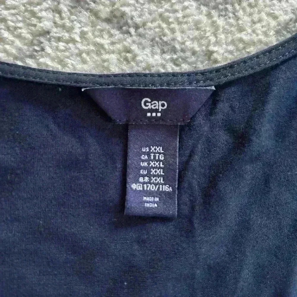 Gap Sleeveless Blouse Floral Red and Navy Size XXL - Picture 9 of 9